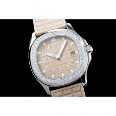 파텍필립 아쿠아넛 35mm-2 5067A